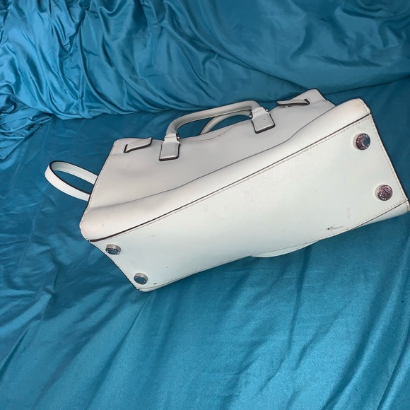 Michael Kors Bag East West Dillon Leather Satchel - Picture 3 of 6